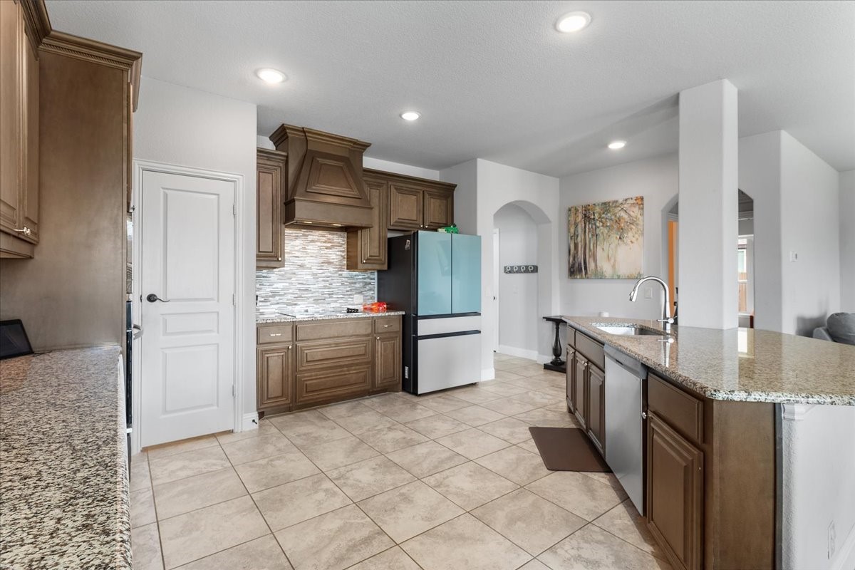 2000 Maplewood Drive Glenn Heights TX 75154