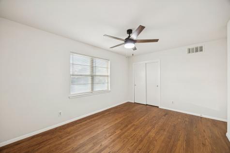 10042 Brockbank Drive Dallas TX 75229