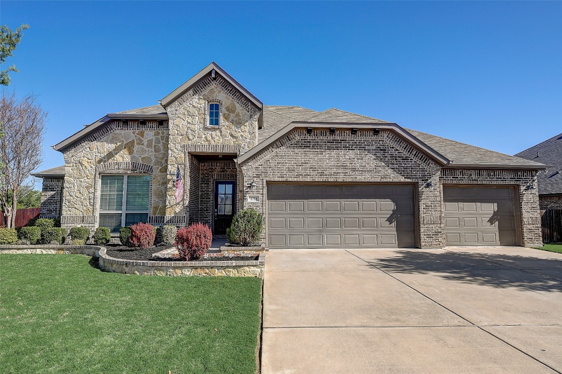 1780 Laramie Lane Burleson TX 76028