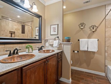 2441 Brycewood Lane Plano TX 75025