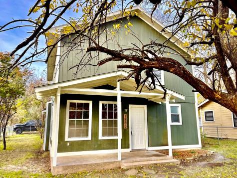 1502 N Hoard Avenue Sherman TX 75090