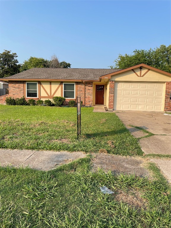 1701 Whiteoak Drive Garland TX 75040