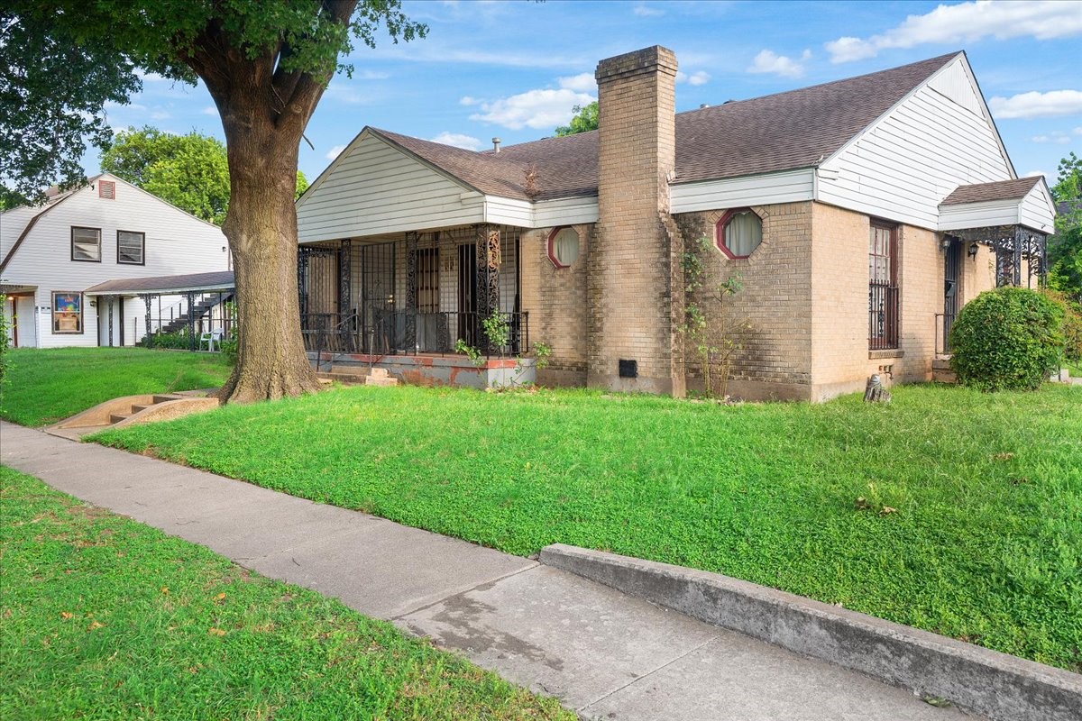 1718 S Marsalis Avenue Dallas TX 75216