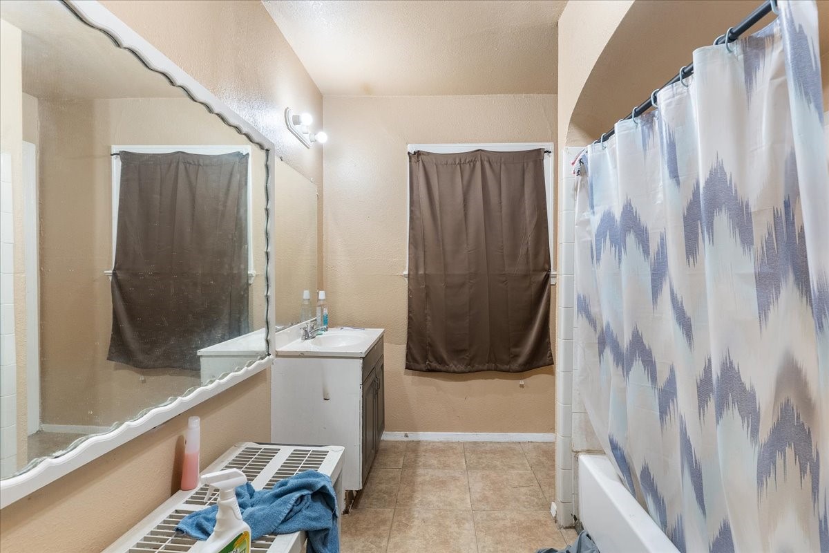 1718 S Marsalis Avenue Dallas TX 75216