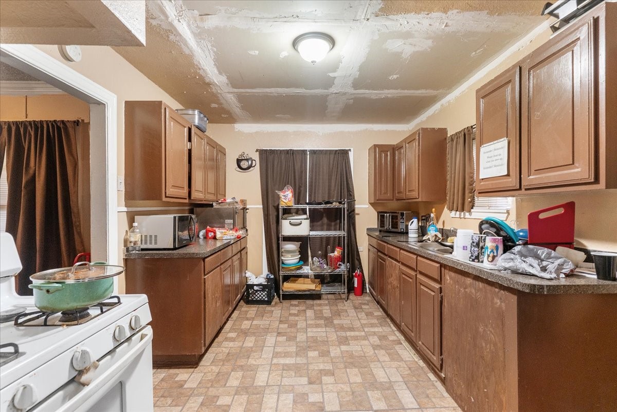 1718 S Marsalis Avenue Dallas TX 75216