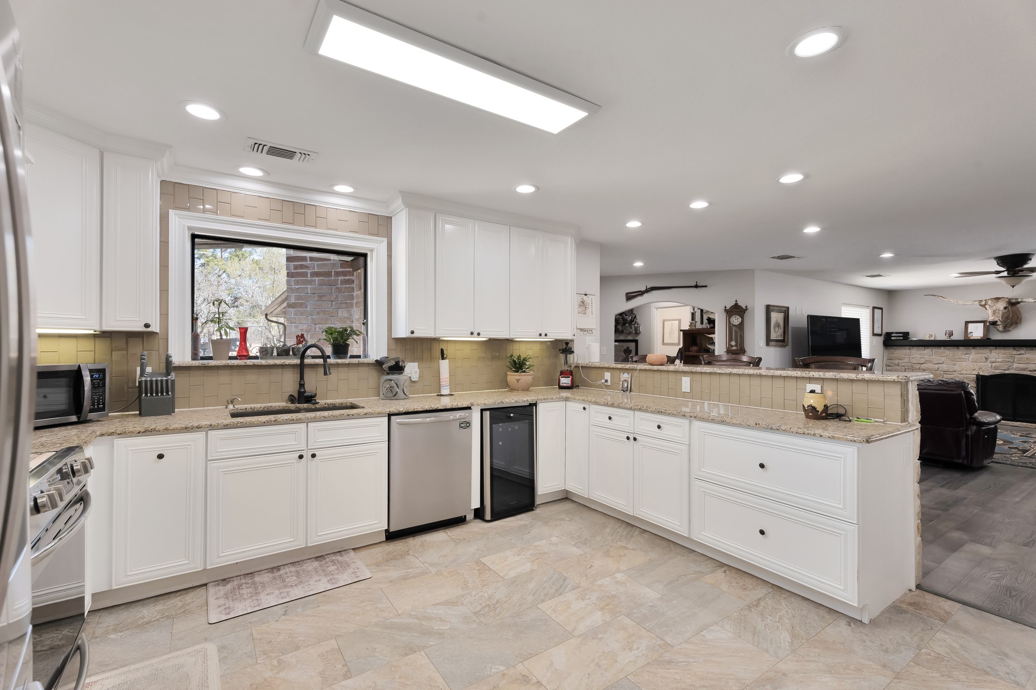 5014 Largo Drive Granbury TX 76049
