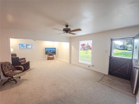 4318 Pineridge Drive Garland TX 75042