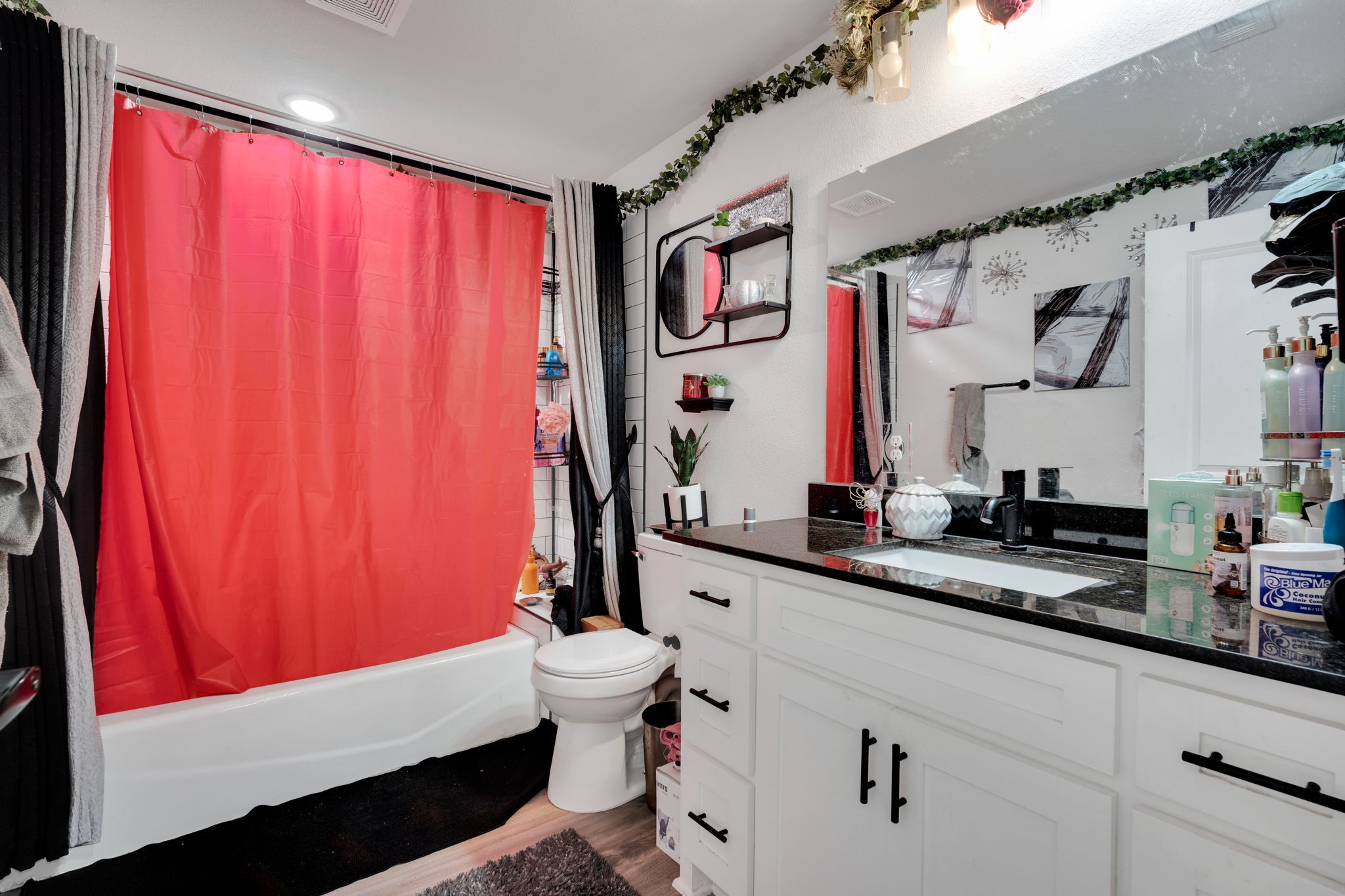 124 Coats Street Waxahachie TX 75165