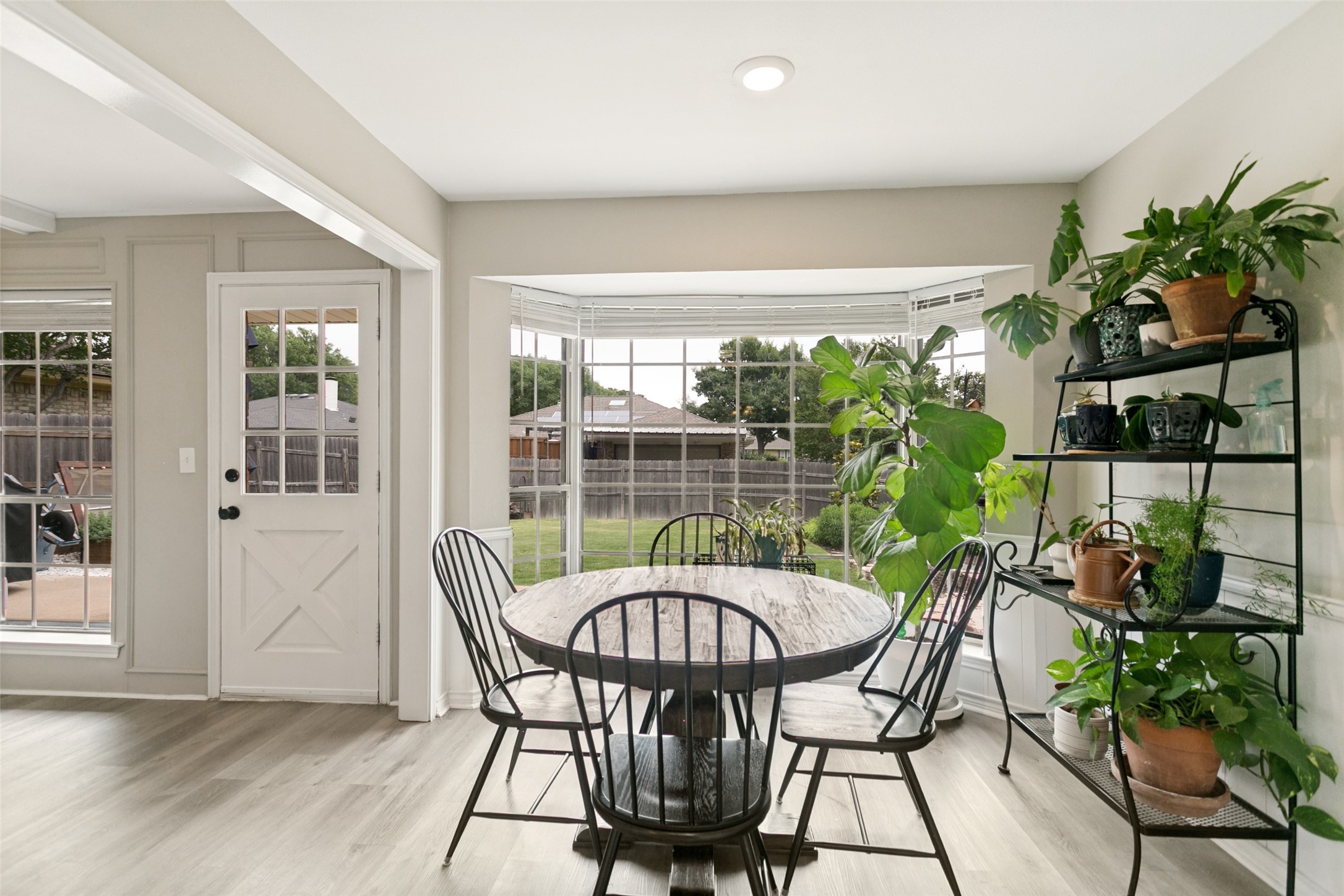 2416 Heather Hill Lane Plano TX 75075