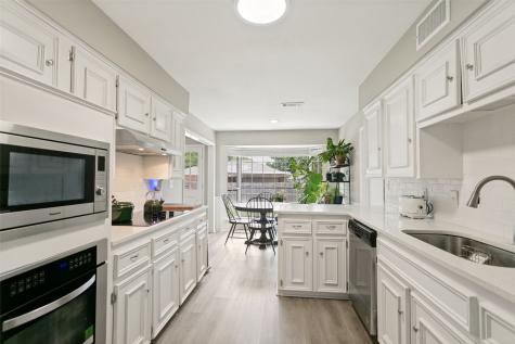 2416 Heather Hill Lane Plano TX 75075