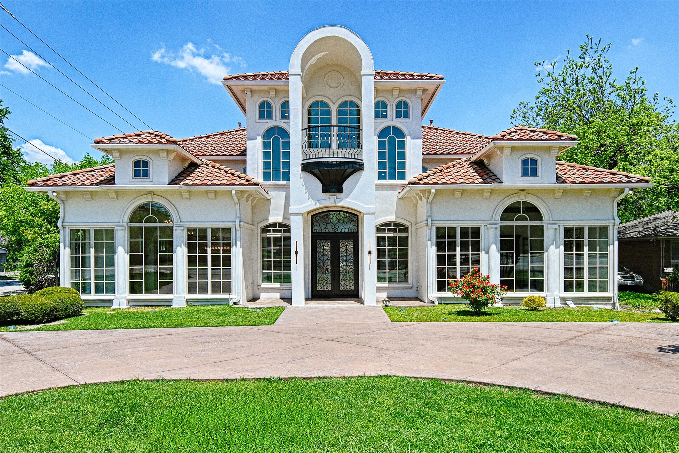 6301 Churchill Way Dallas TX 75230