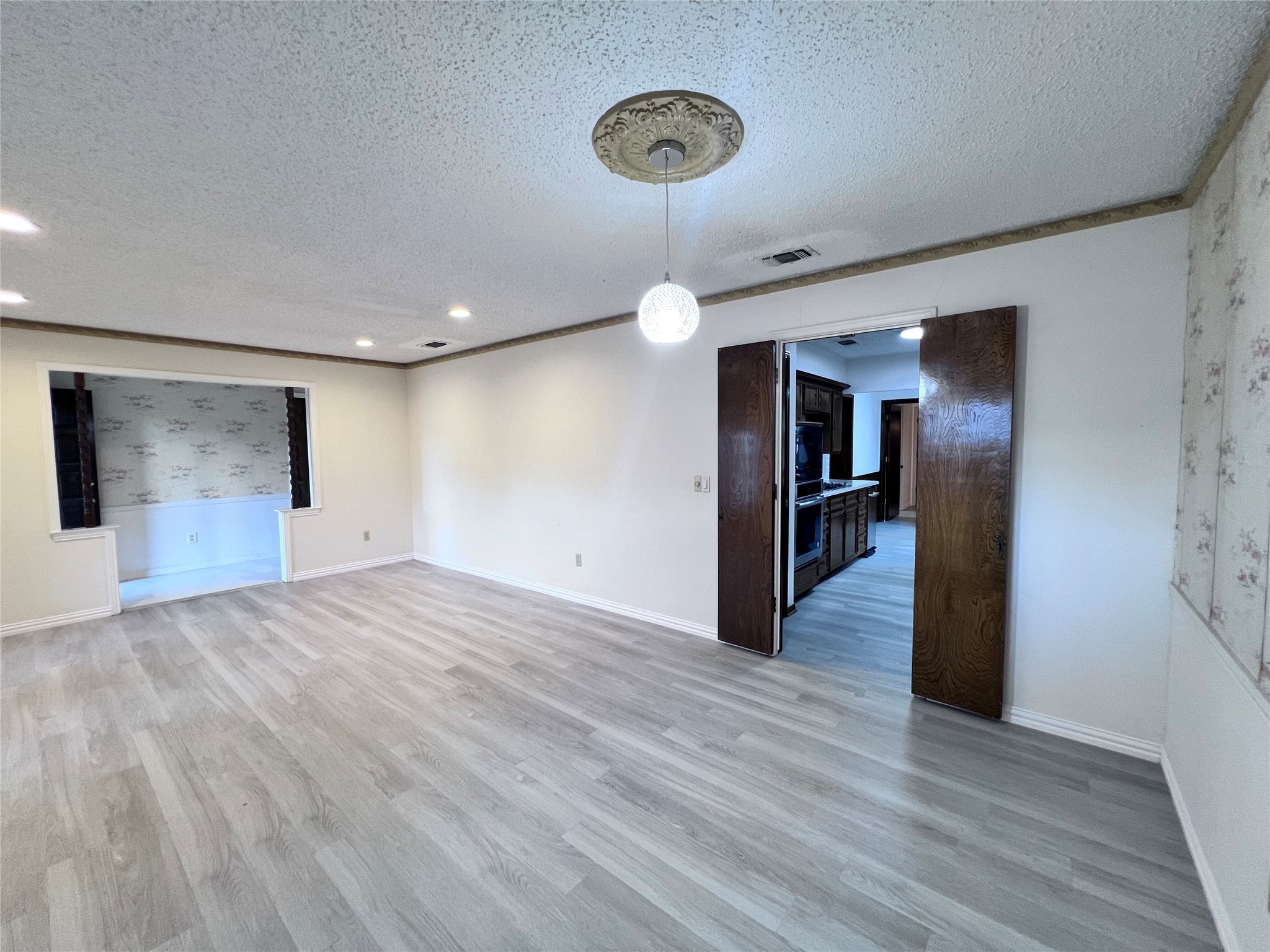1804 University Drive Richardson TX 75081
