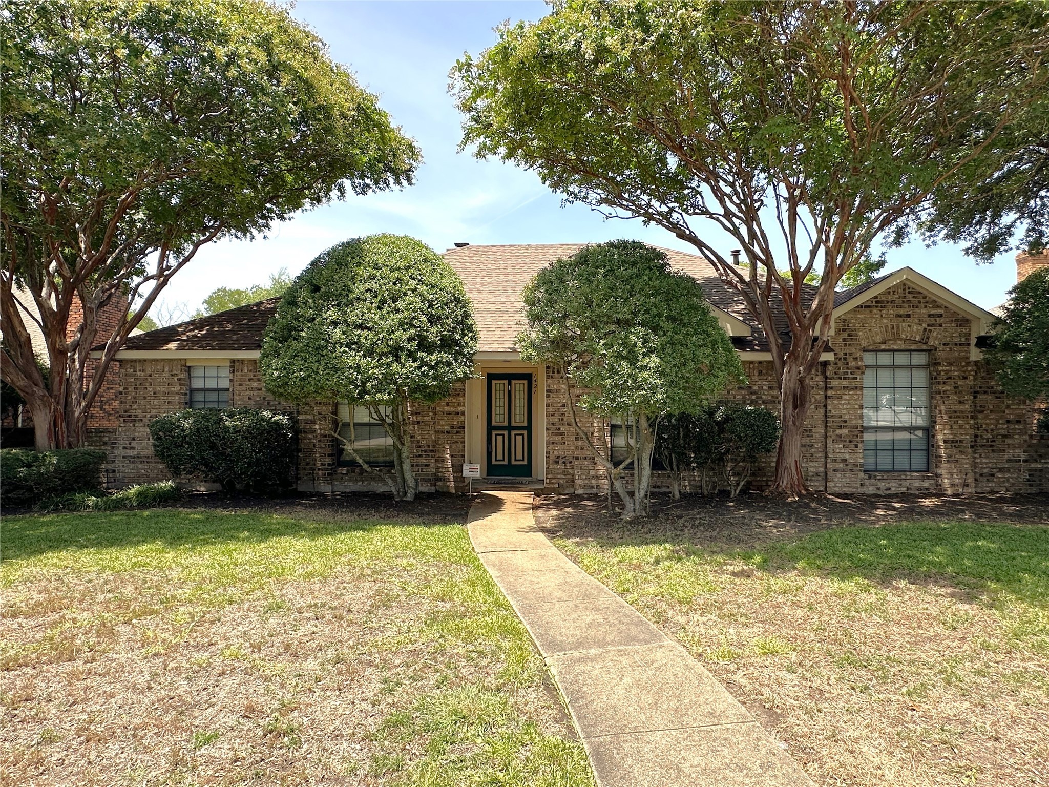 1421 Buena Vista Avenue Garland TX 75043