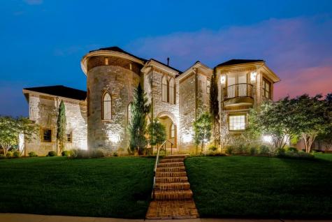 4601 Byron Circle Irving TX 75038
