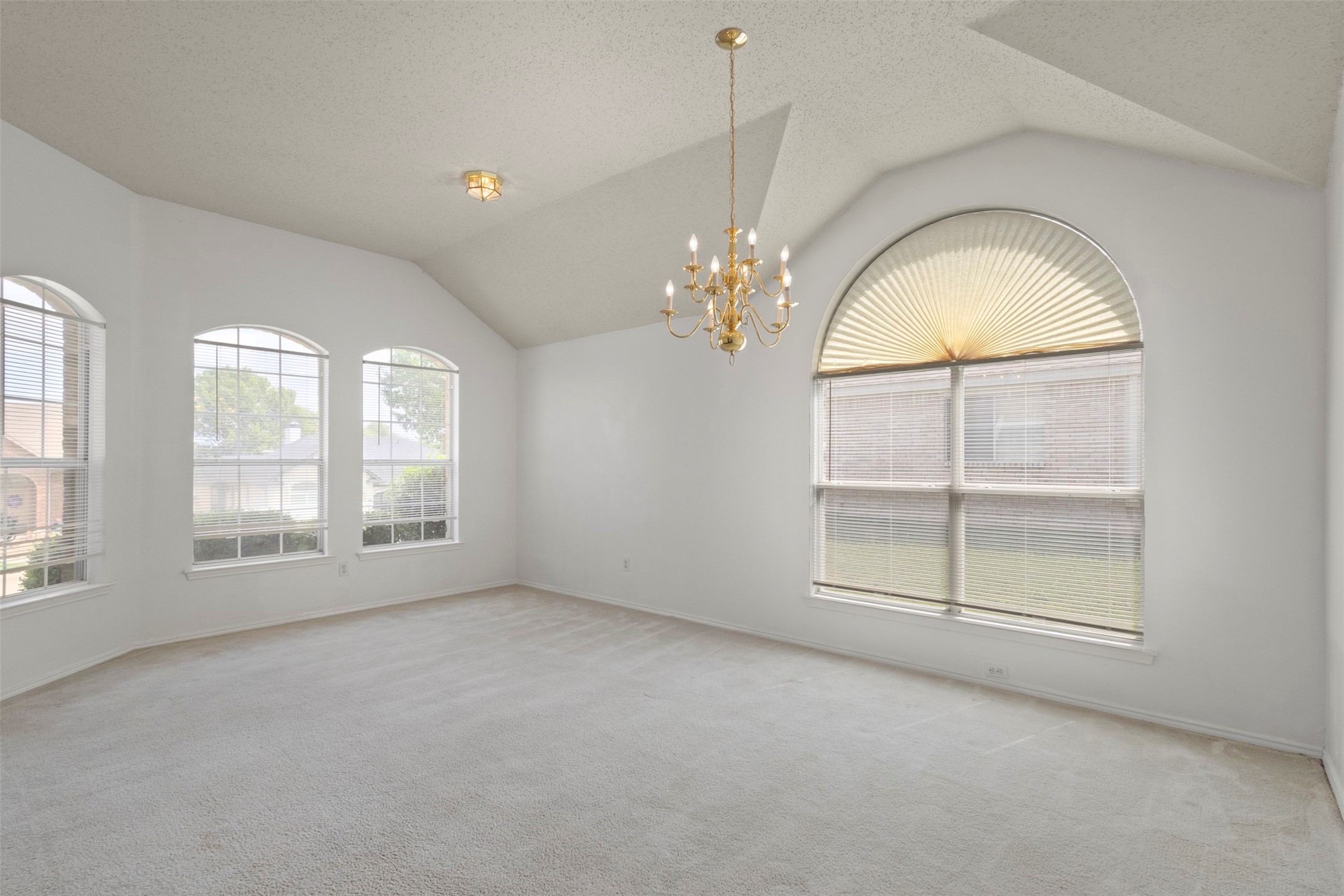 520 Jeff Grimes Boulevard Desoto TX 75115