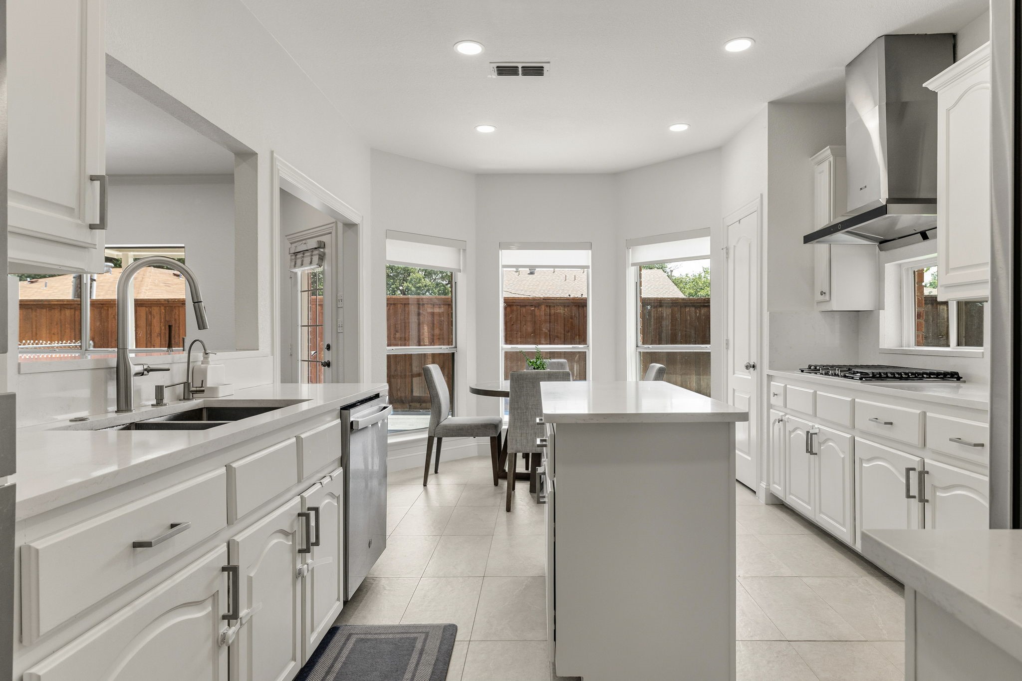 1210 Colby Court Irving TX 75060