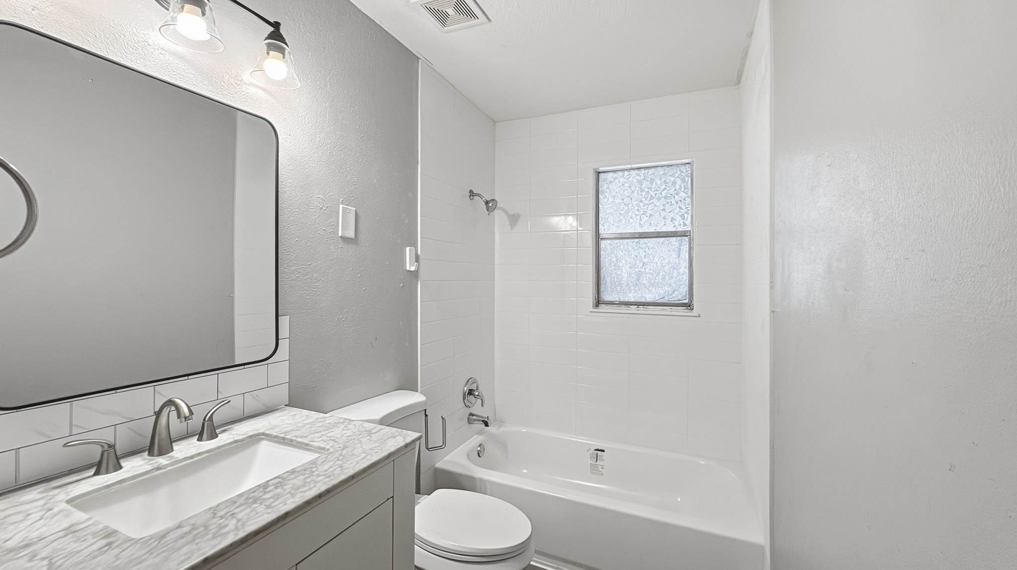 612 Aransas Drive Euless TX 76039