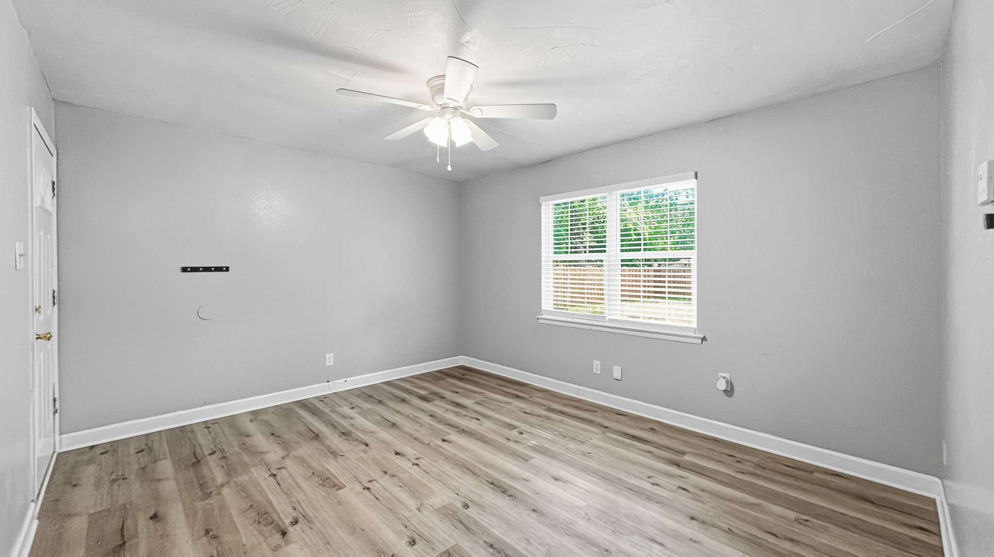 612 Aransas Drive Euless TX 76039
