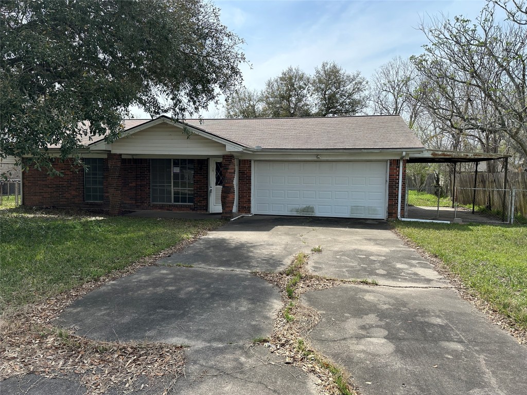 105 Newcastle Street Victoria TX 77905