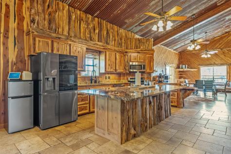 2600 Van Meter Road Kilgore TX 75662