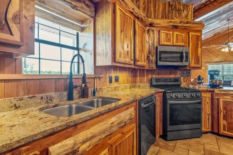 2600 Van Meter Road Kilgore TX 75662