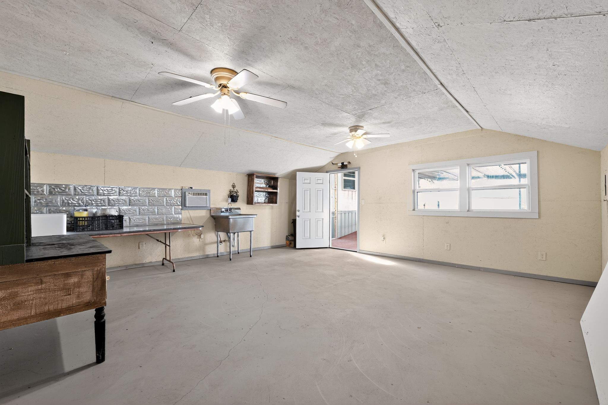 5485 State Highway 7 Marlin TX 76661