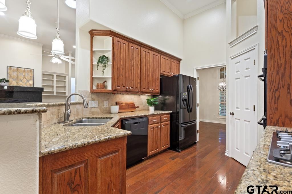 1620 Brookhollow Drive Hideaway TX 75771