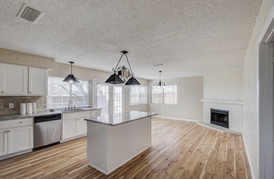 2101 Deerfield Drive Carrollton TX 75007