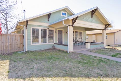 701 N Mason Street Bowie TX 76230