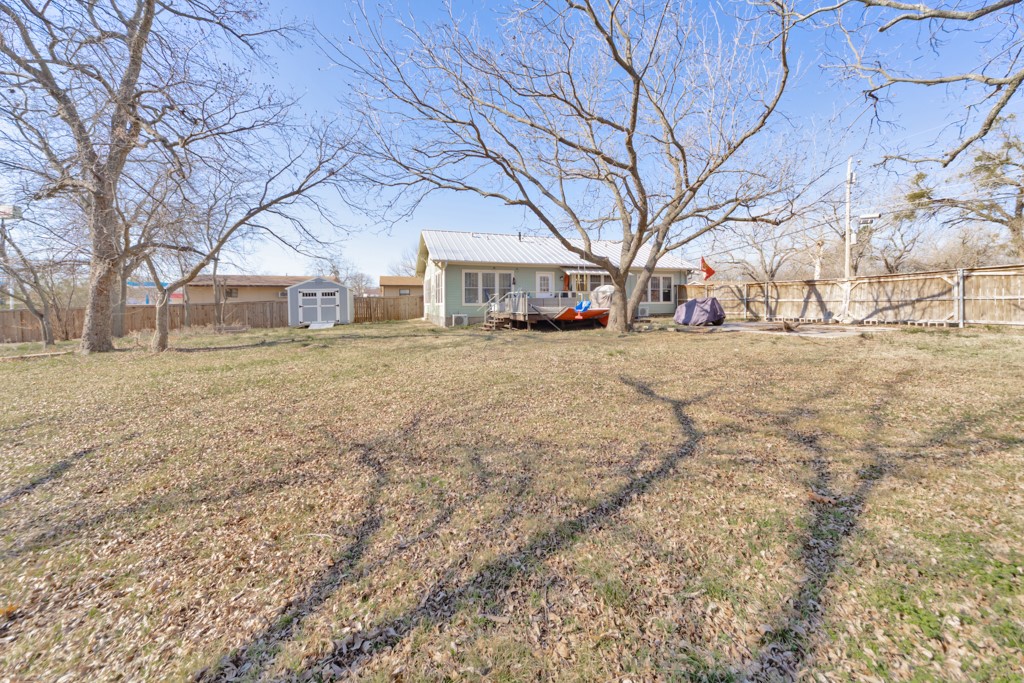 701 N Mason Street Bowie TX 76230
