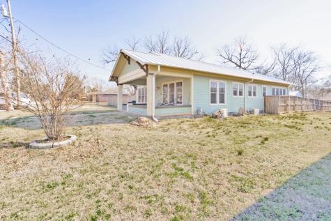 701 N Mason Street Bowie TX 76230