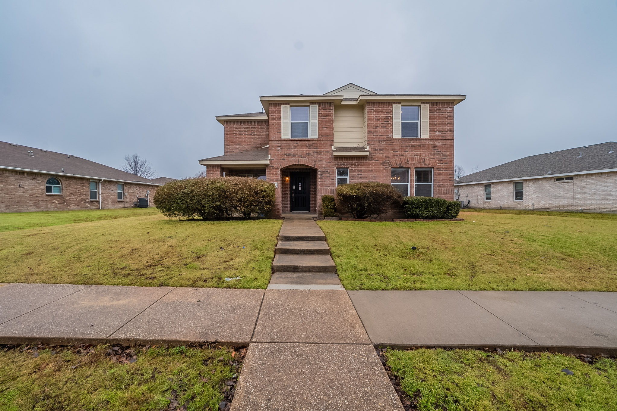 613 Snowy Orchid Lane Desoto TX 75115