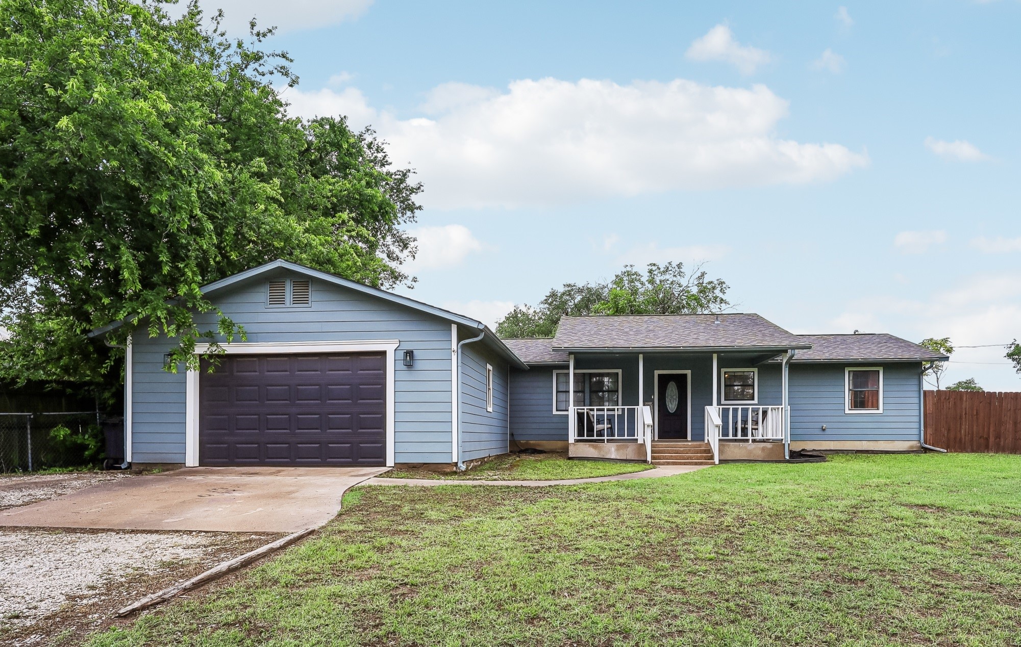 1015 Van Winkle Street Weatherford TX 76086