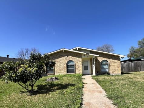 5609 Kerry Lane Garland TX 75043