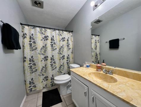 5609 Kerry Lane Garland TX 75043