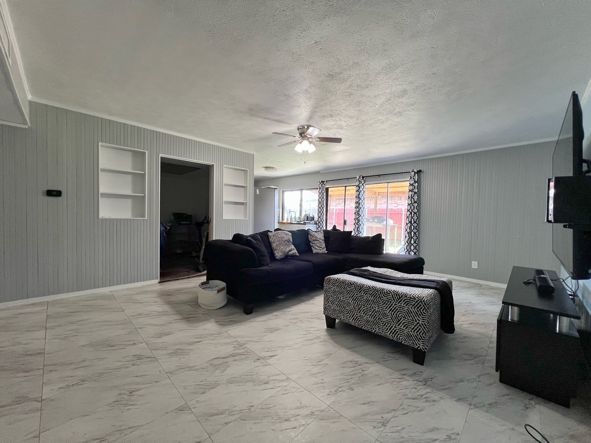 5609 Kerry Lane Garland TX 75043