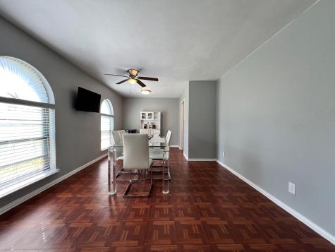 5609 Kerry Lane Garland TX 75043