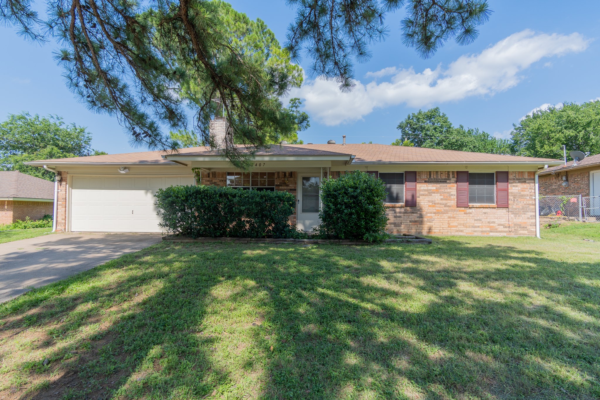 2407 Hilldale Boulevard Arlington TX 76016