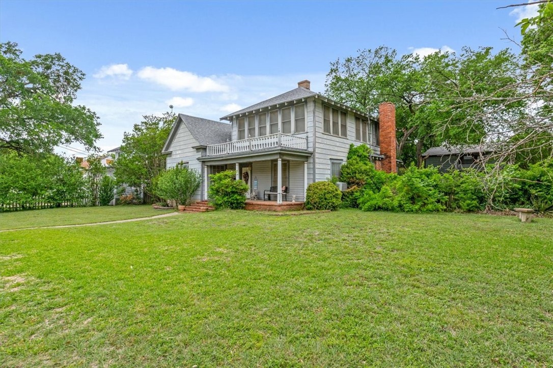 631 E Elm Street Hillsboro TX 76645