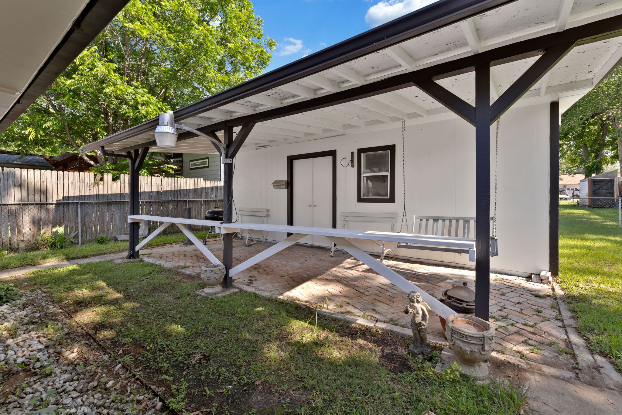 3205 Mccollum Street Irving TX 75061