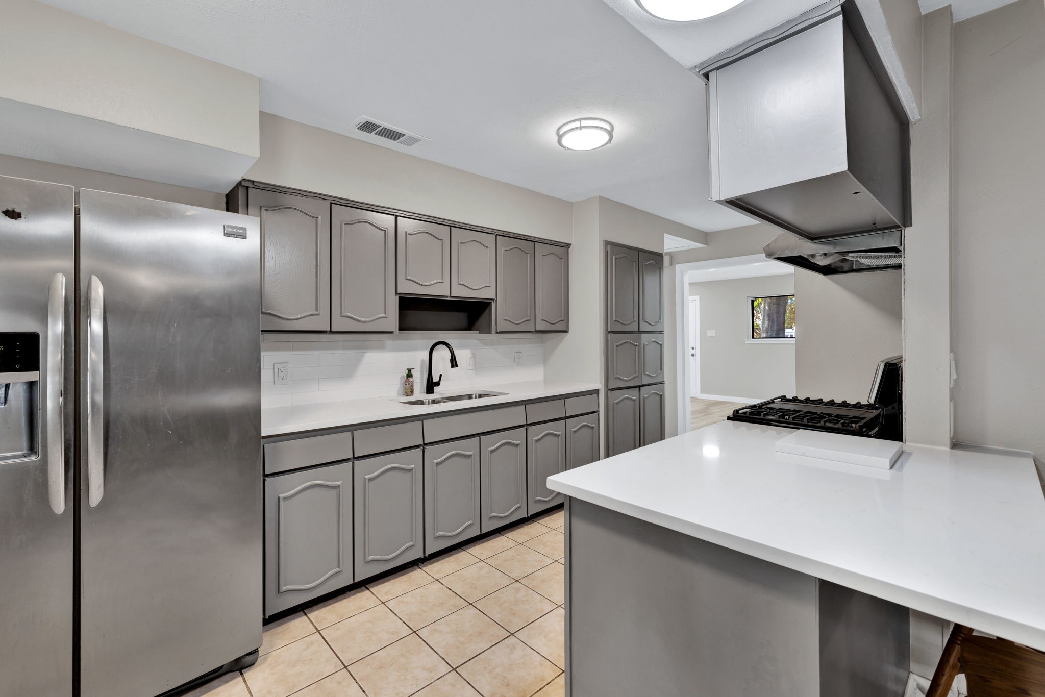 3205 Mccollum Street Irving TX 75061