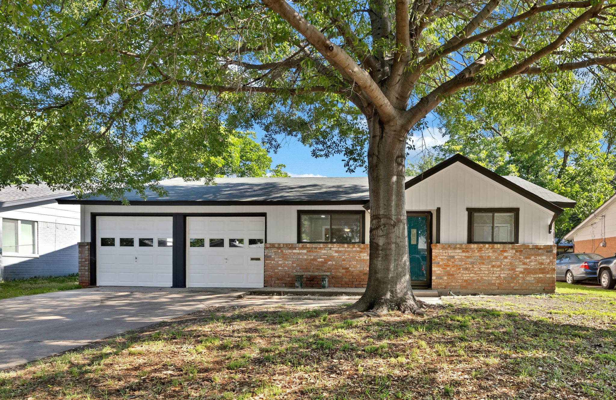 3205 Mccollum Street Irving TX 75061