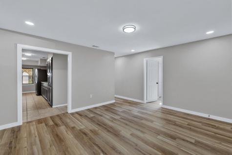 3205 Mccollum Street Irving TX 75061