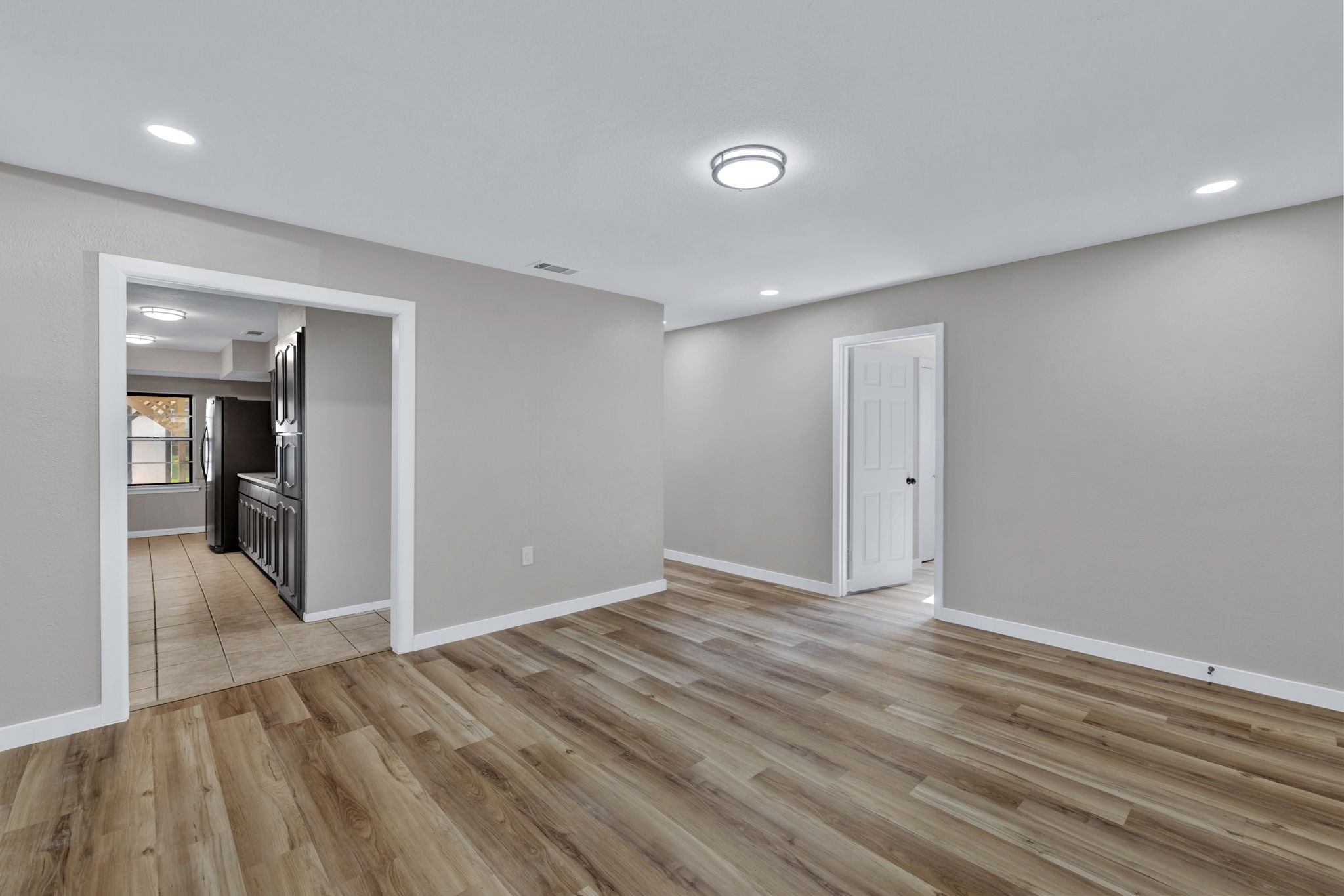 3205 Mccollum Street Irving TX 75061