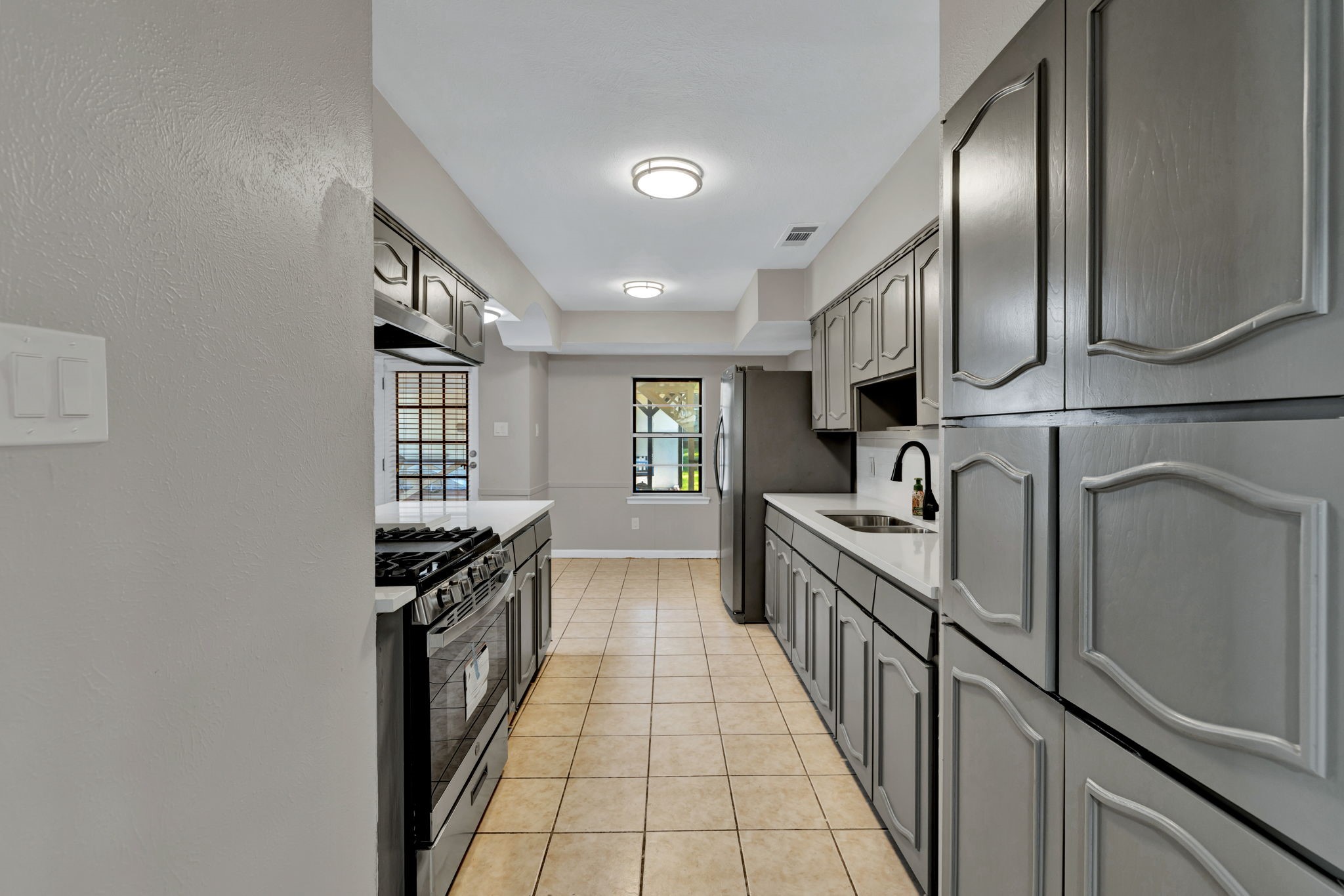 3205 Mccollum Street Irving TX 75061