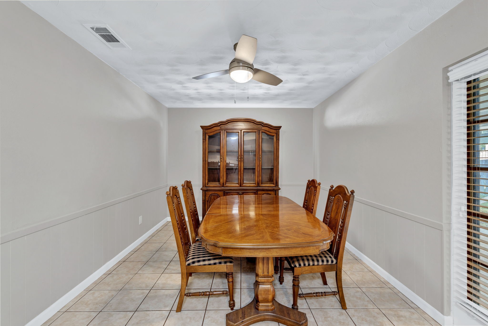 3205 Mccollum Street Irving TX 75061
