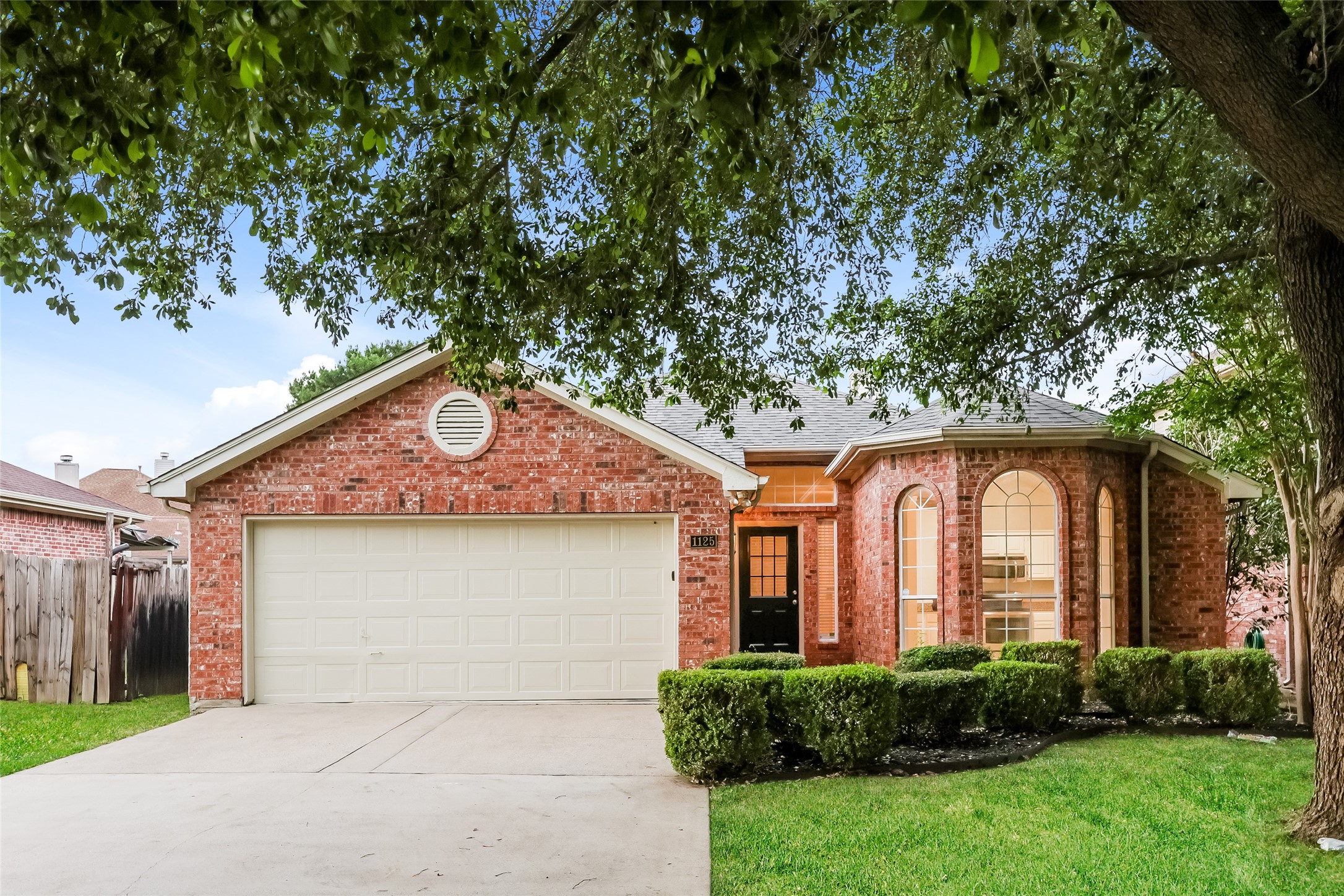1125 Belmont Drive Grand Prairie TX 75052