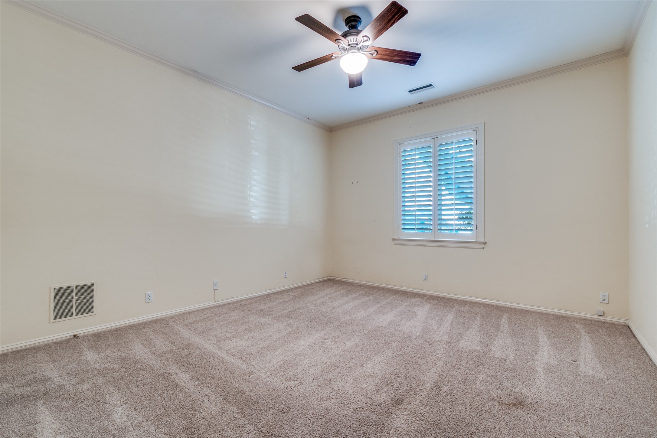 34 Stonecourt Circle Dallas TX 75225