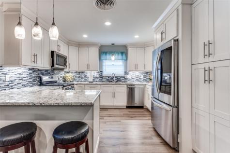 1014 Bandera Lane Garland TX 75040