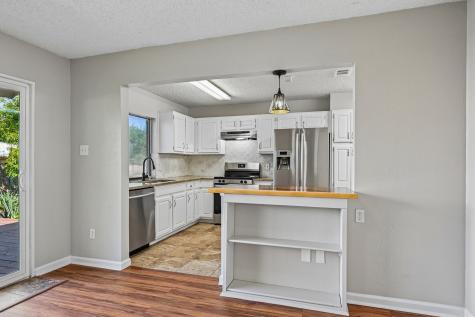 3704 Fort Hunt Drive Arlington TX 76016